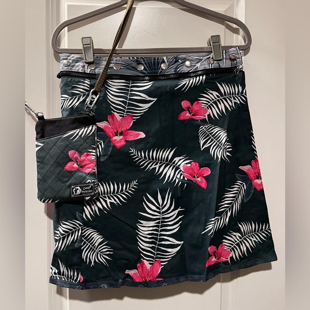 Zand Amsterdam Reversible Skirt!